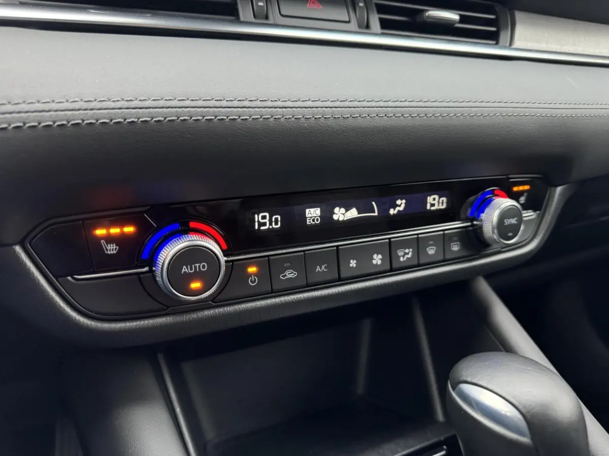 2.0 SkyActiv-G 165 Centre-Line|Trekhaak