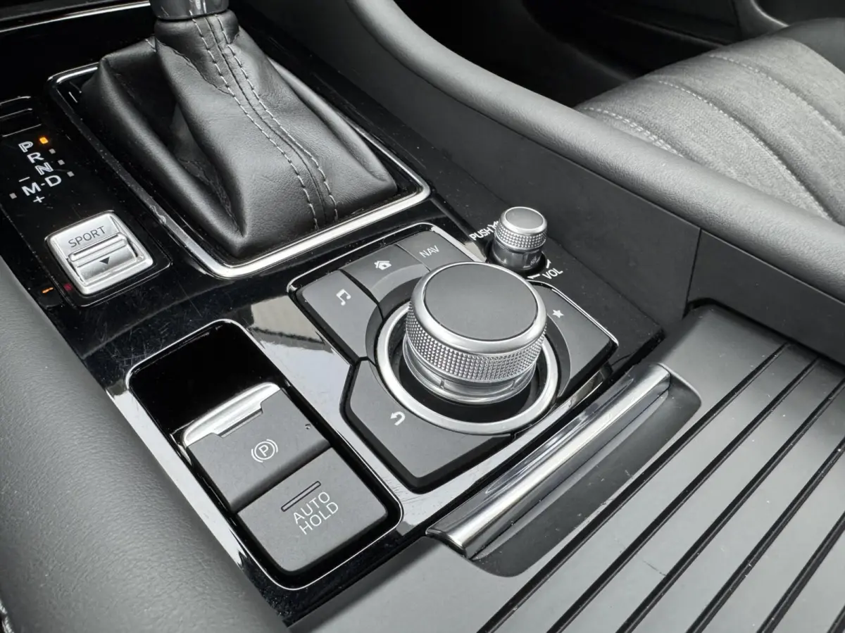 2.0 SkyActiv-G 165 Centre-Line|Trekhaak