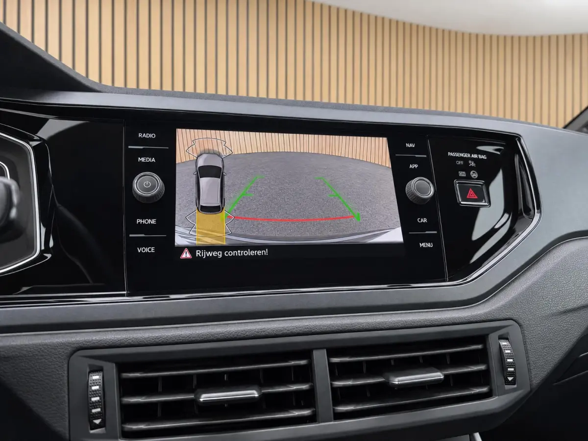 1.0 TSI R-Line |Camera |Virtual display |IQ Light |Keyless |Stoelverw. |ACC