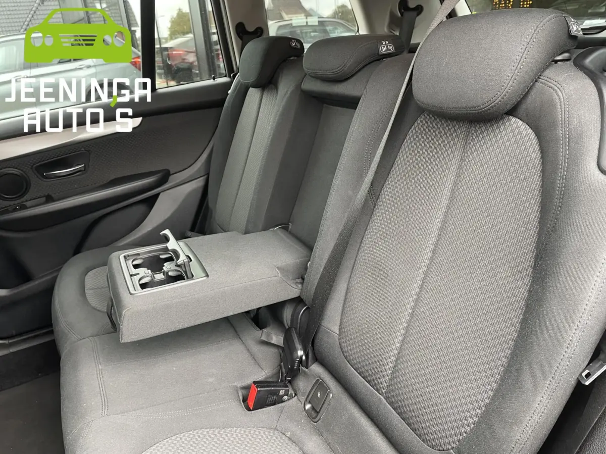 218i 7p. Corporate Lease Executive|Navi|PDC|17"|NAP
