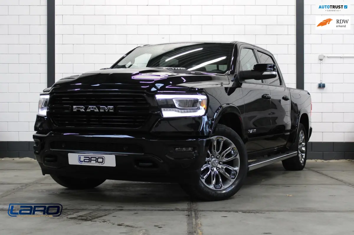 1500 5.7 V8 4x4 Crew Cab Laramie | 12" Scherm Prins Leder Alpine Camera Keyless CarPlay
