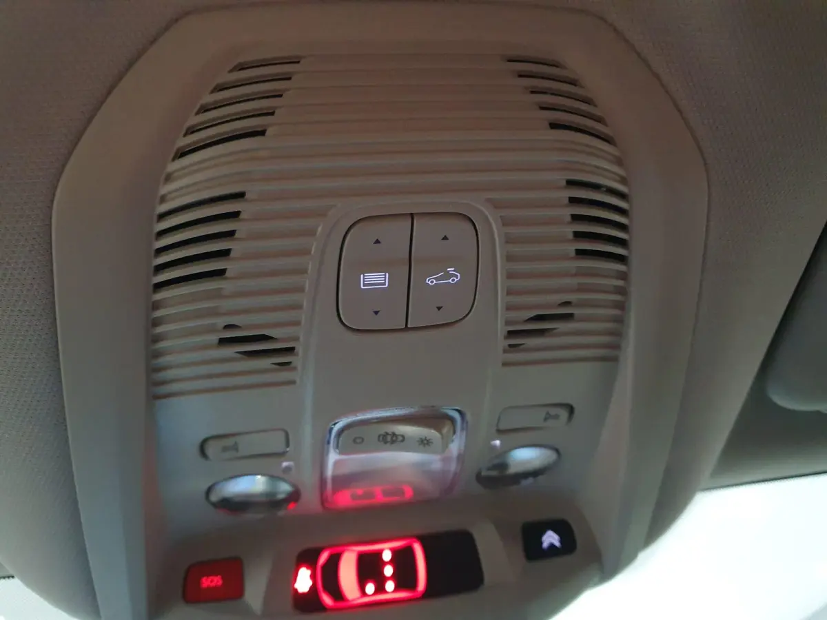 1.6 Plug-in Hybrid Plus 225 Full options | Automaat | Climate Control | Lederen Stoelen Elek. Verstelbaar + Massage | Stoel/Stuur Verwarming | Elek. Schuif/Kantel Dak | Elek. Kofferklep | Fu