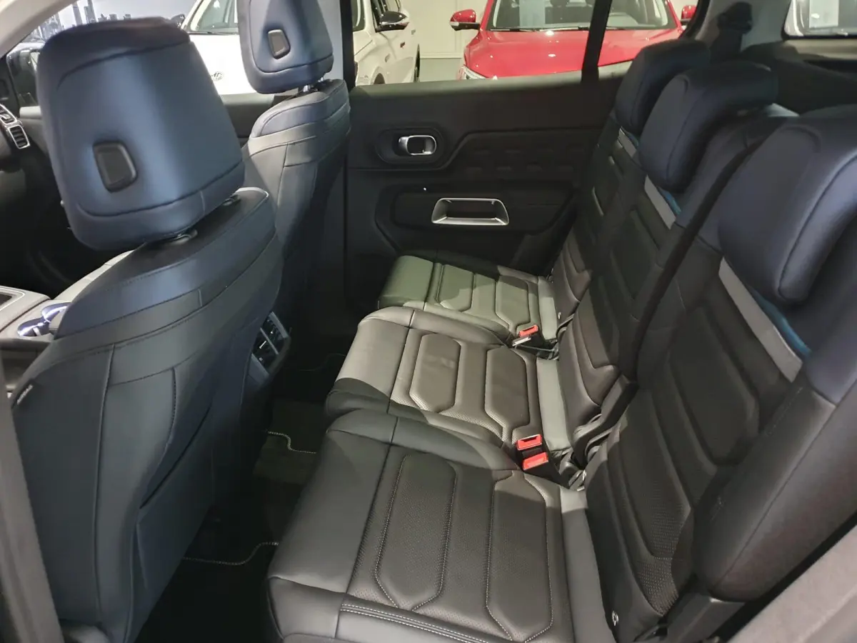 1.6 Plug-in Hybrid Plus 225 Full options | Automaat | Climate Control | Lederen Stoelen Elek. Verstelbaar + Massage | Stoel/Stuur Verwarming | Elek. Schuif/Kantel Dak | Elek. Kofferklep | Fu