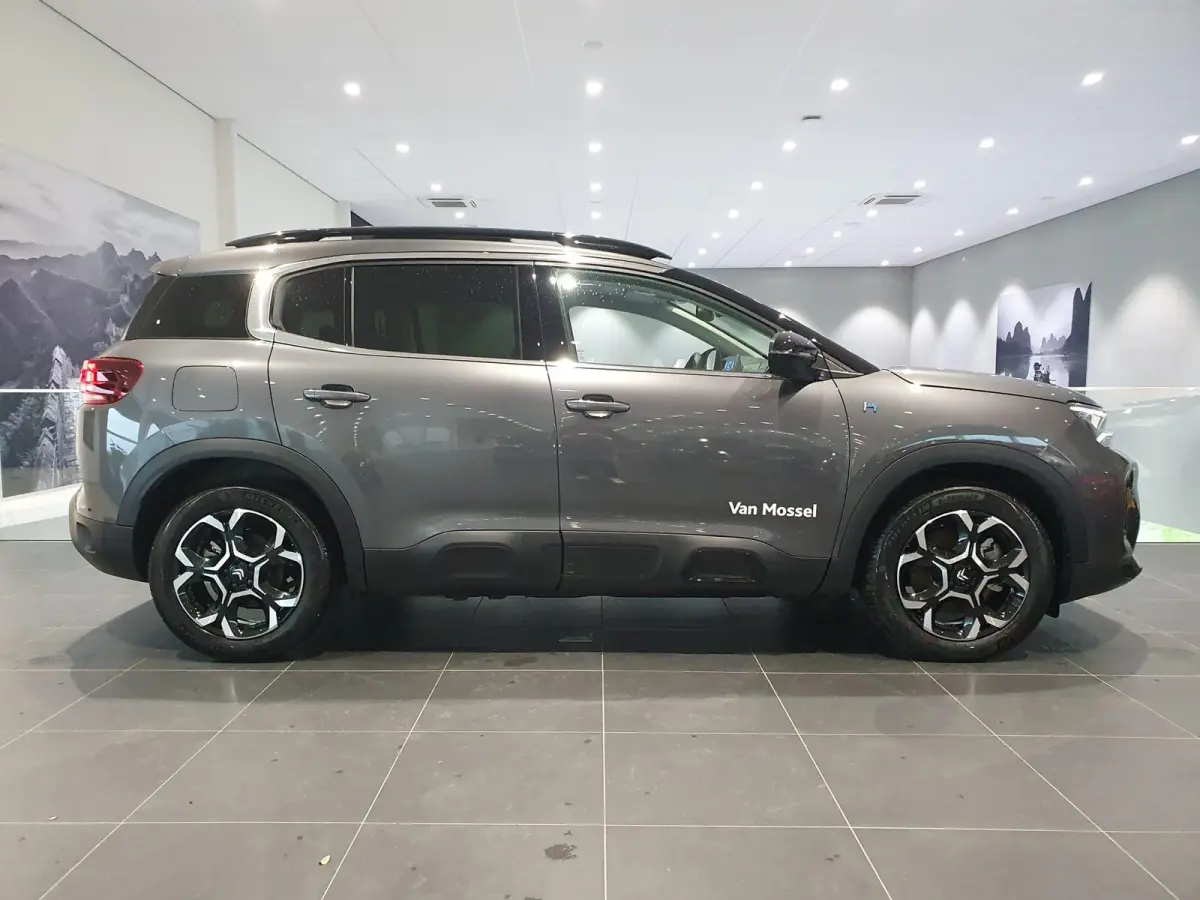 1.6 Plug-in Hybrid Plus 225 Full options | Automaat | Climate Control | Lederen Stoelen Elek. Verstelbaar + Massage | Stoel/Stuur Verwarming | Elek. Schuif/Kantel Dak | Elek. Kofferklep | Fu