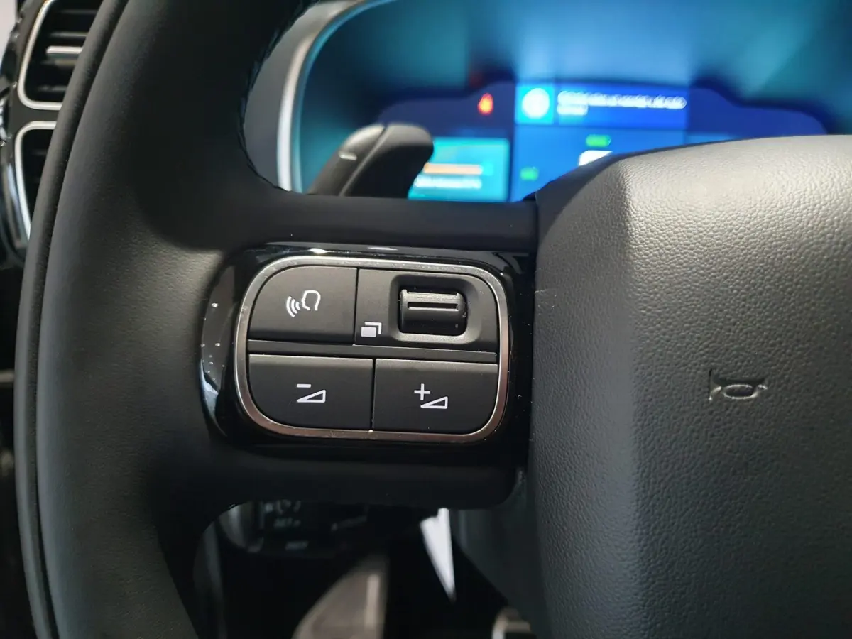 1.6 Plug-in Hybrid Plus 225 Full options | Automaat | Climate Control | Lederen Stoelen Elek. Verstelbaar + Massage | Stoel/Stuur Verwarming | Elek. Schuif/Kantel Dak | Elek. Kofferklep | Fu