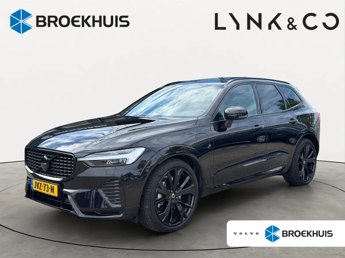 T6 Plug-in hybrid AWD Plus Black Edition | Luchtvering | Pano | Trekhaak | Extra getint glas | Blis | Achterbankverwarming |