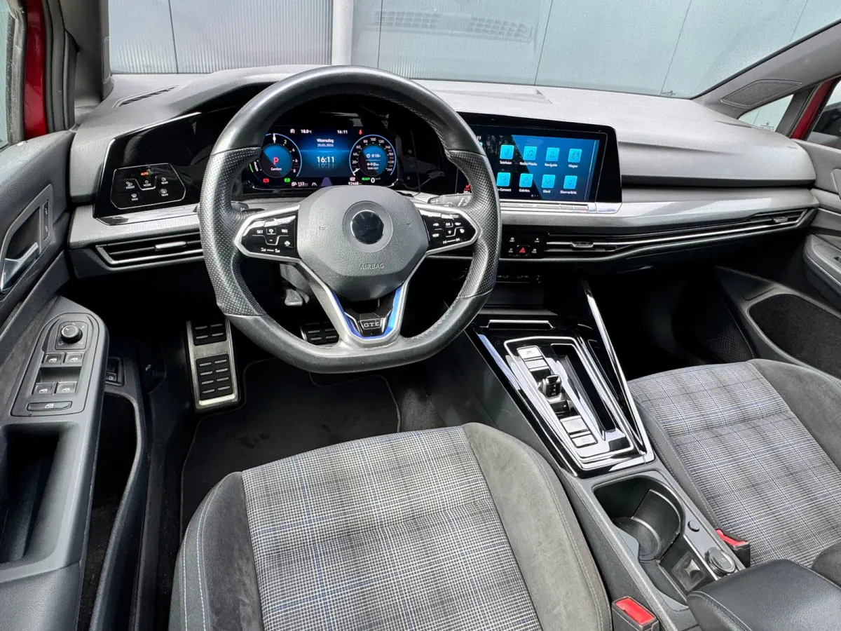 1.4 eHybrid GTE Black Style* ParkeerCamera * Side Assist * Stuurverwarming *