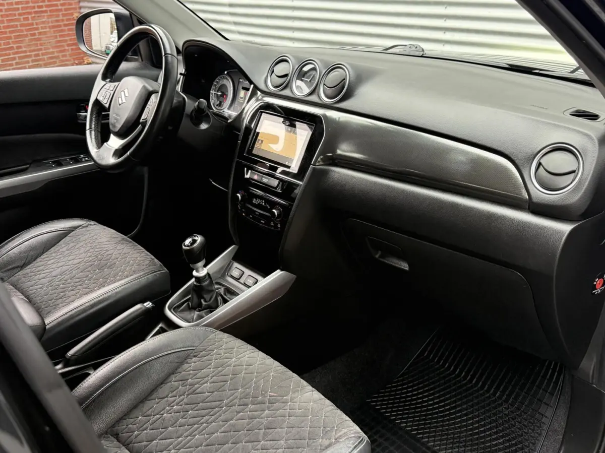 1.4 Hybrid Turbo Camera Led Cruise Navi Pdc 2020 Eerste Eigenaar Facelift Model Hoge Instap Vol opties incl 12 maanden garantie