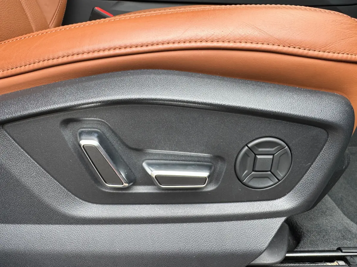 55 TFSI QUATTRO * S-line * Panoramadak * Stoel koeling/verwarming * Stoel/spiegel memory *