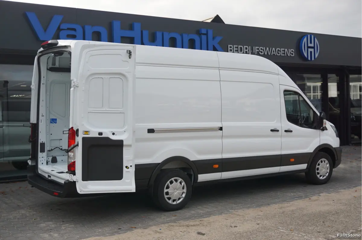 350L 105PK L4H3 BPM VRIJ!! Navi, 360° Camera, Adap. Cruise, 270° Deur!! NR. A29
