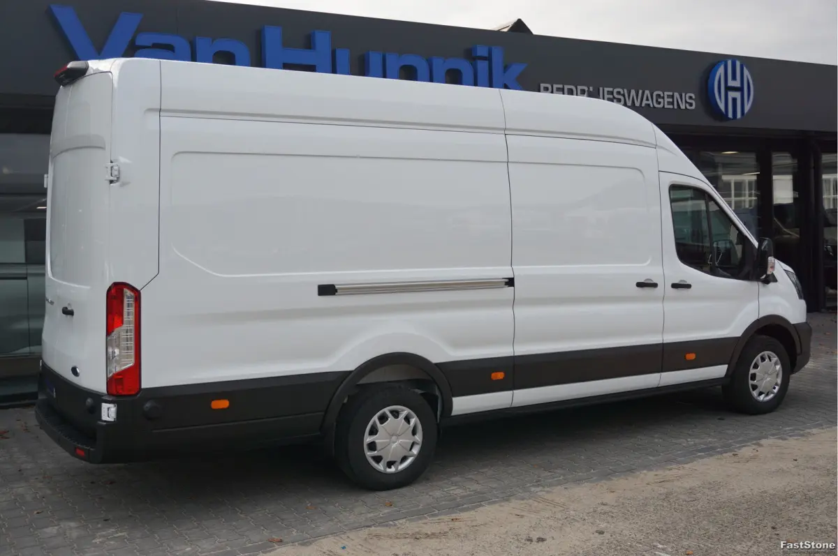 350L 105PK L4H3 BPM VRIJ!! Navi, 360° Camera, Adap. Cruise, 270° Deur!! NR. A29