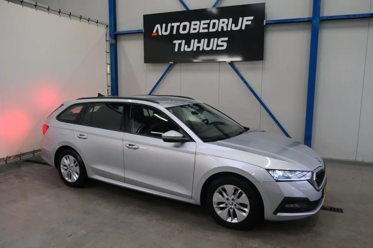 Škoda Octavia Combi 2022 Hybride Automatisch leasen