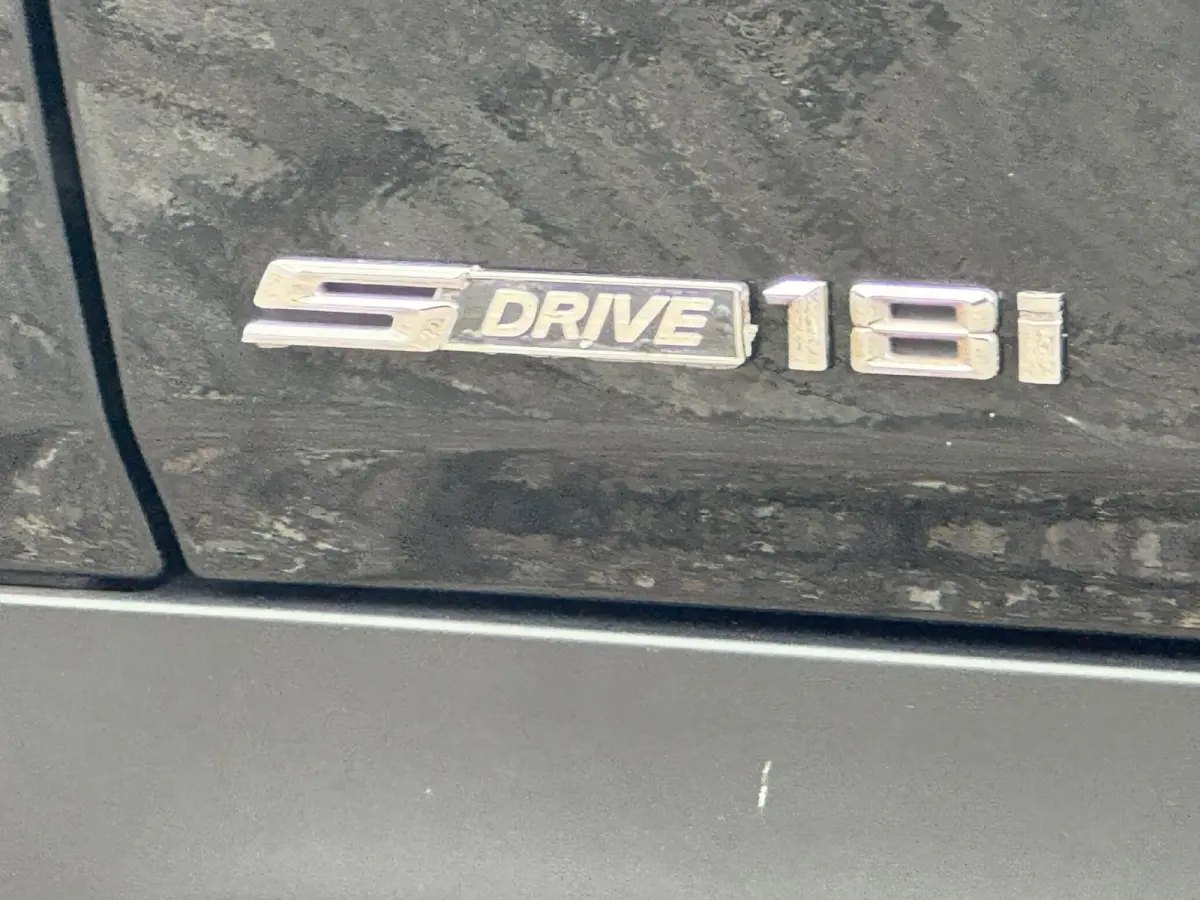 SDrive18i Cruise control Climate control Navigatie Stoelverwarming