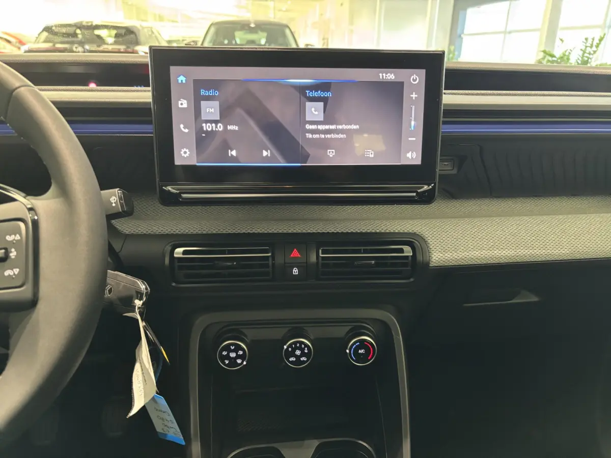 Turbo Plus Hoge instap Airco | Apple Carplay / Android Auto | Parkeersensoren Achter | Spiegels Elektrisch Verstelbaar / Verwarmd | Direct uit Voorraad Leverbaar!