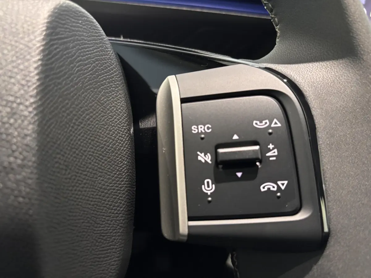 Turbo Plus Hoge instap Airco | Apple Carplay / Android Auto | Parkeersensoren Achter | Spiegels Elektrisch Verstelbaar / Verwarmd | Direct uit Voorraad Leverbaar!