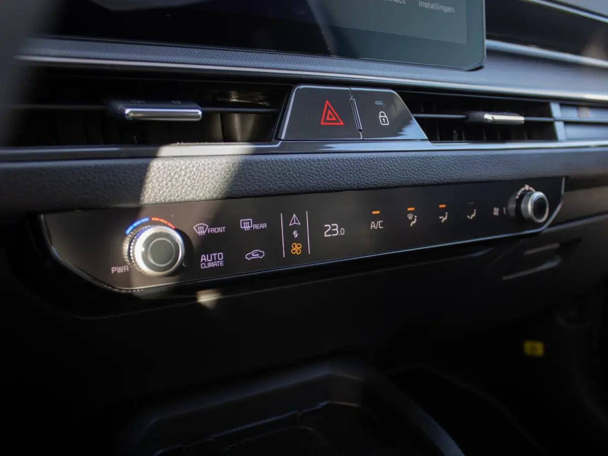 1.0 T-GDi MHEV GT-Line | Actieprijs* | Uit Voorraad | Automaat DCT | Schuif/kantel | Navi. | Camera | Carplay | Clima. | Cruise.