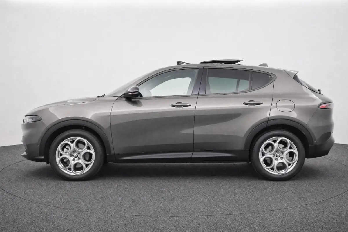 1.3T PHEV 280pk Sprint | Camera | Electrisch Schuifdak | Climate control | Navigatie | Stoel en Stuurverwarming | Parkeersensoren voor + achter |