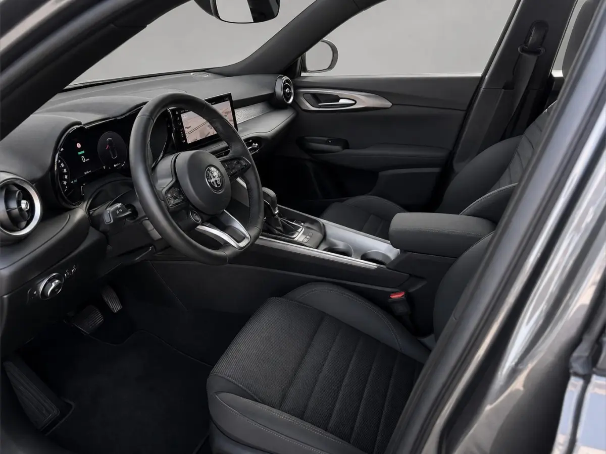 1.3T PHEV 280pk Sprint | Camera | Electrisch Schuifdak | Climate control | Navigatie | Stoel en Stuurverwarming | Parkeersensoren voor + achter |
