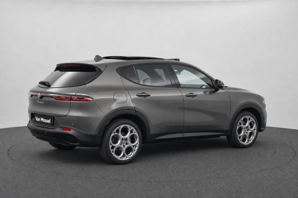 1.3T PHEV 280pk Sprint | Camera | Electrisch Schuifdak | Climate control | Navigatie | Stoel en Stuurverwarming | Parkeersensoren voor + achter |