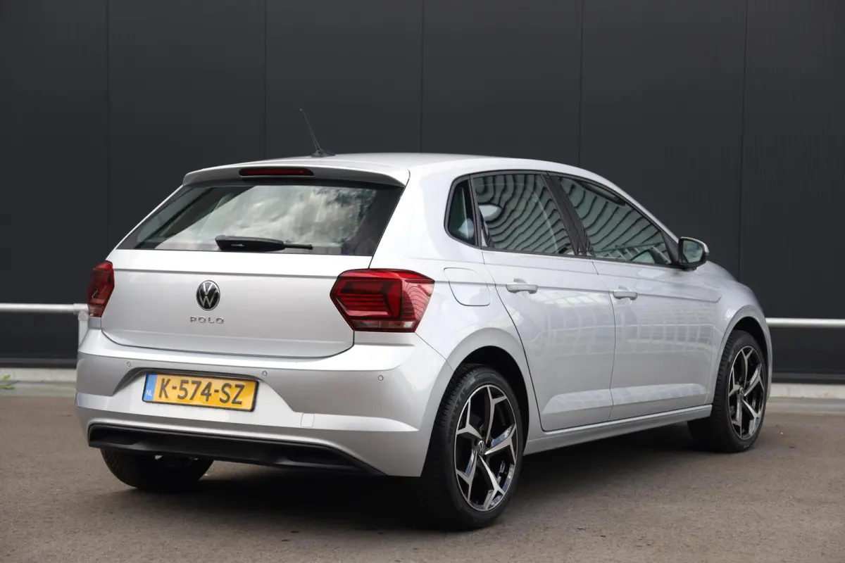 1.0 TSI 95pk Comfortline Business Navi Clima ACC 17 inch R-Line Parkeersensoren NL-Auto!