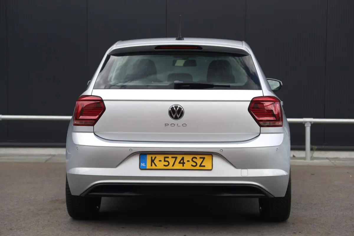 1.0 TSI 95pk Comfortline Business Navi Clima ACC 17 inch R-Line Parkeersensoren NL-Auto!