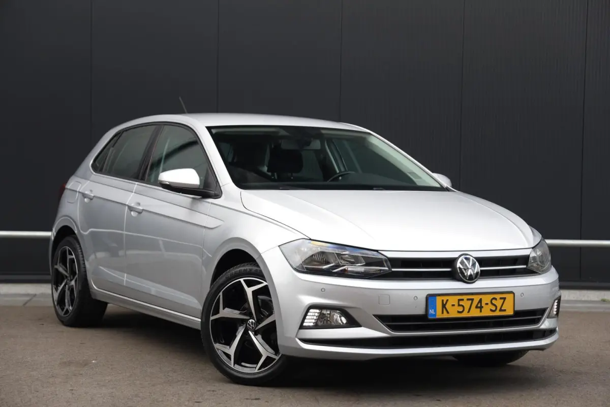 1.0 TSI 95pk Comfortline Business Navi Clima ACC 17 inch R-Line Parkeersensoren NL-Auto!