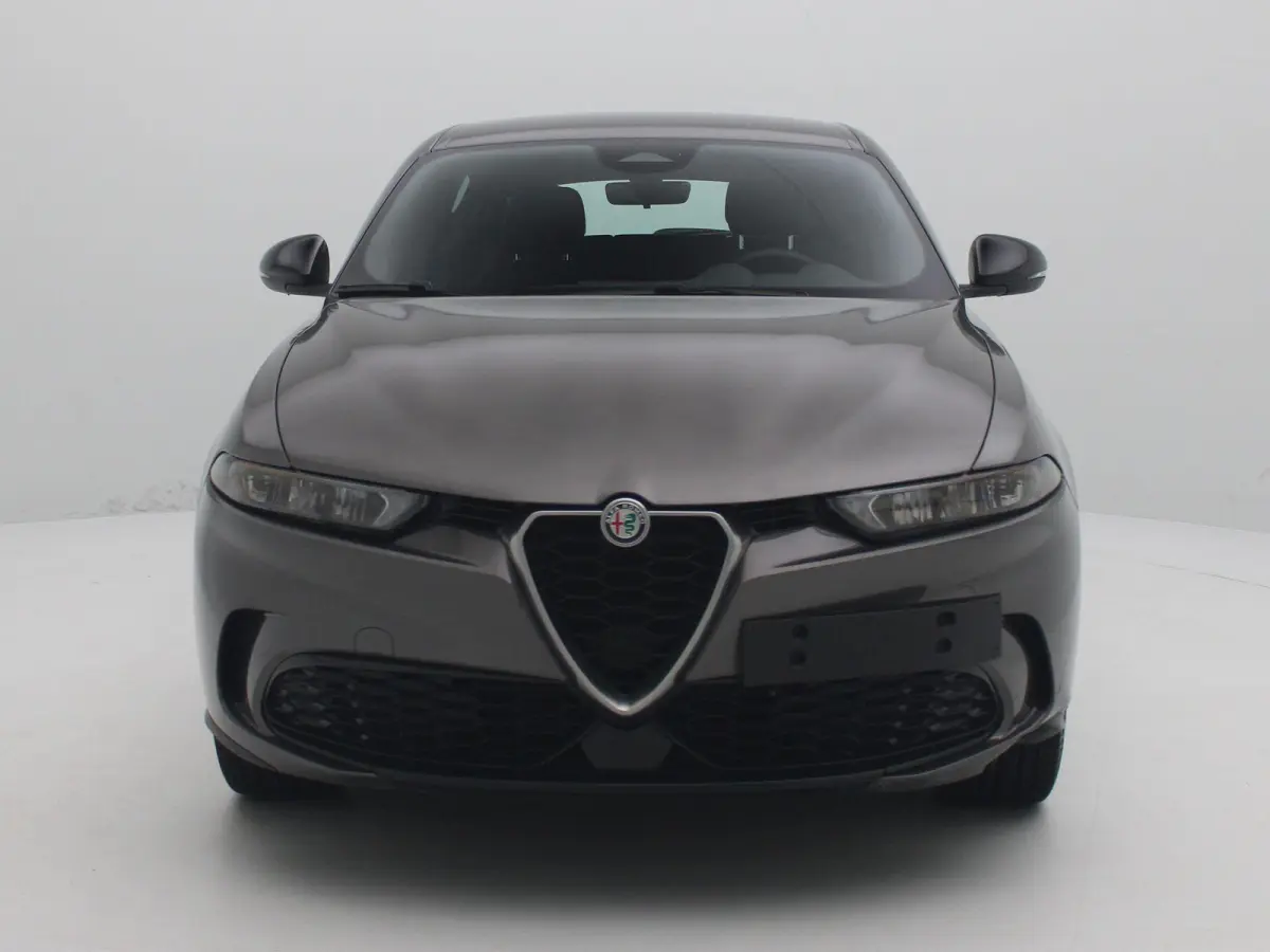 1.5T Hybrid Super | Climate control | Apple Carplay/Android Auto | 18" Lichtmetalen velgen