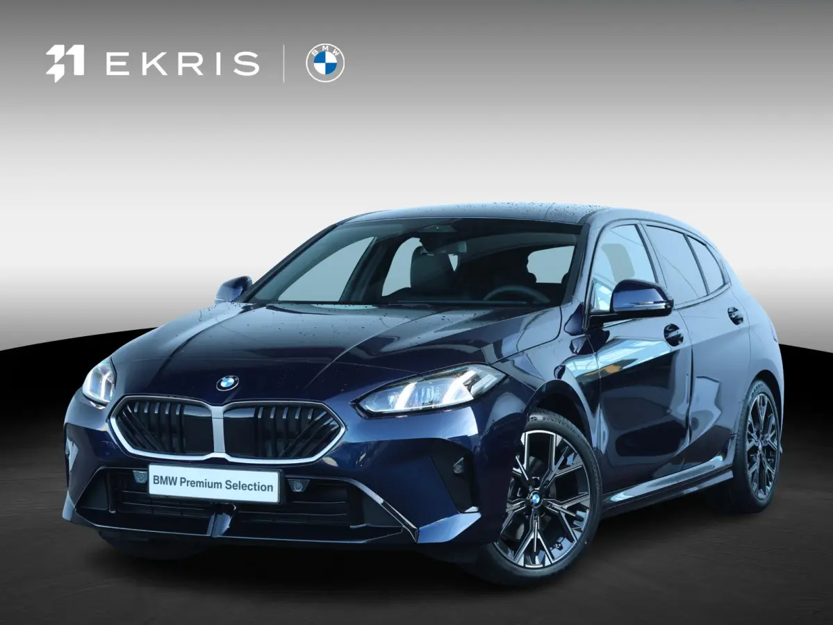 120 M Sport Design Edition M Sportpakket/ Stuurwielrand verwarmd/ Achteruitrijcamera/ Getint Glas/ Sportstoelen/ Stoelverwarming/ Driving Assistant