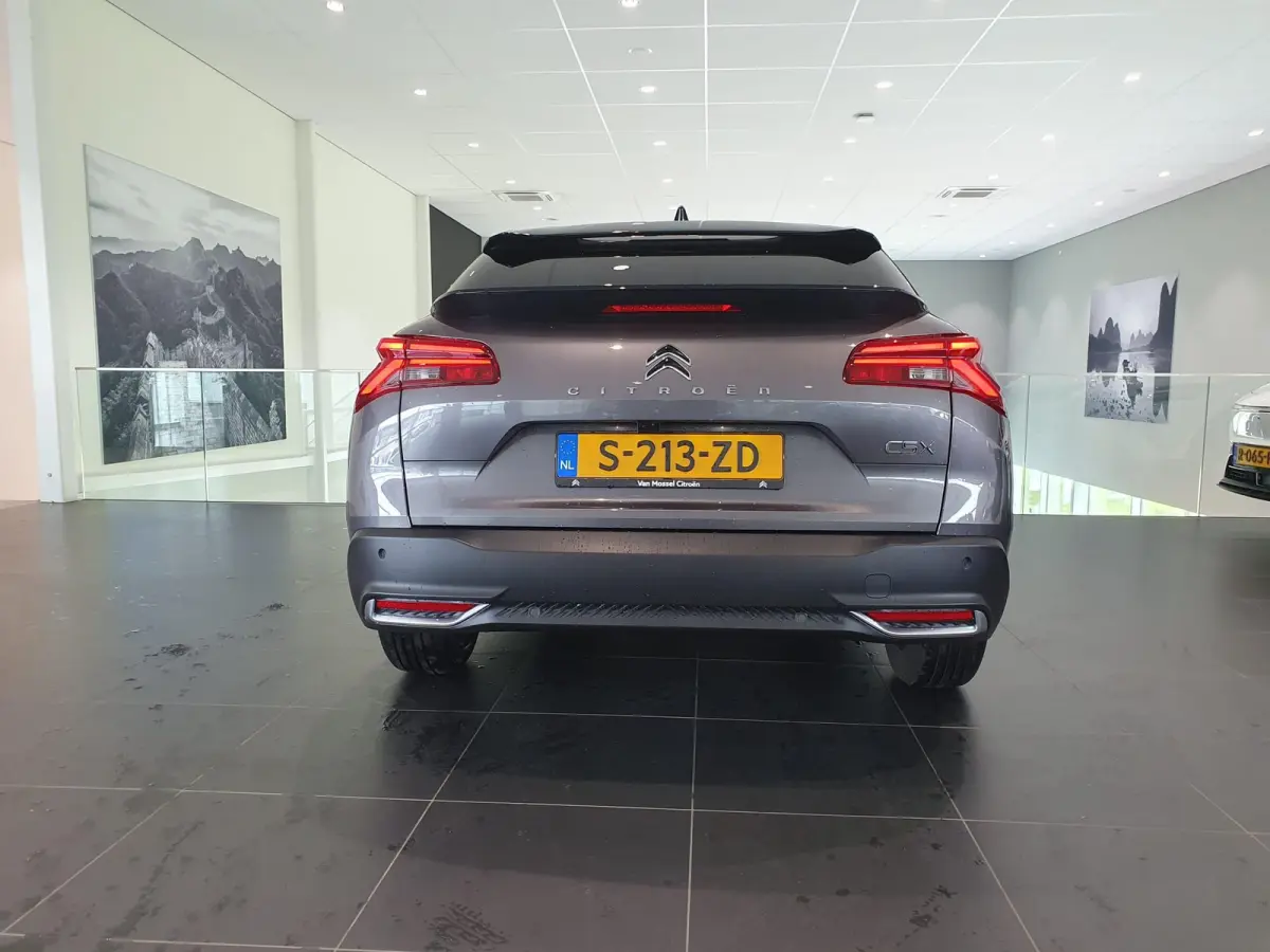 Business Plus Comfort | Automaat | Climate Control | Lederen Stoelen Elek. Verstelbaar + Massage & Verwarming | Voorruit Verwarmd | Full Map Navigatie | Apple Carplay / Android Auto | 360 Ca