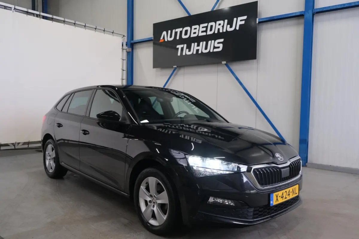 1.0 TSI Sport Business Automaat - N.A.P. Airco, Cruise, Navi, PDC.