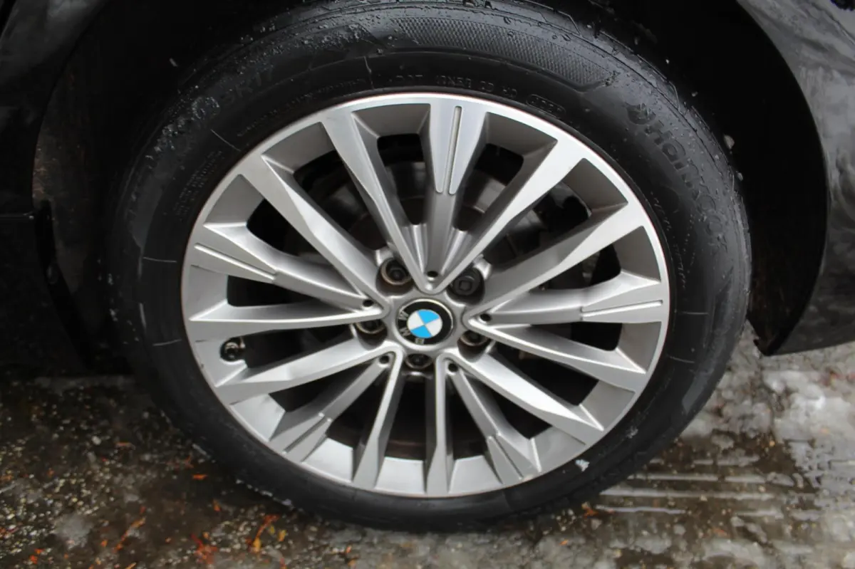 218i Executive Edition 136PK | Parkeercamera | HUD | Lederen bekleding | Climate Control