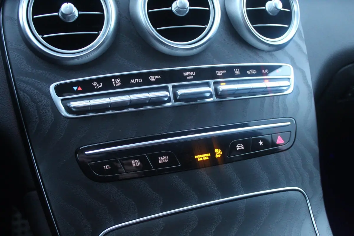 300e 4M AMG/Schuifdak/Camera/SOH95%