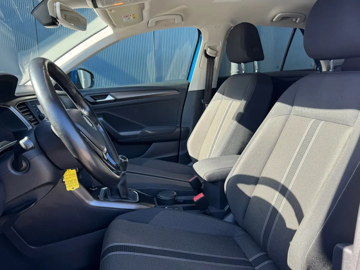 1.0 TSI Style * Navigatiesysteem * Stoelverwarming * Adaptieve Cruise Control * Parkeercamera *