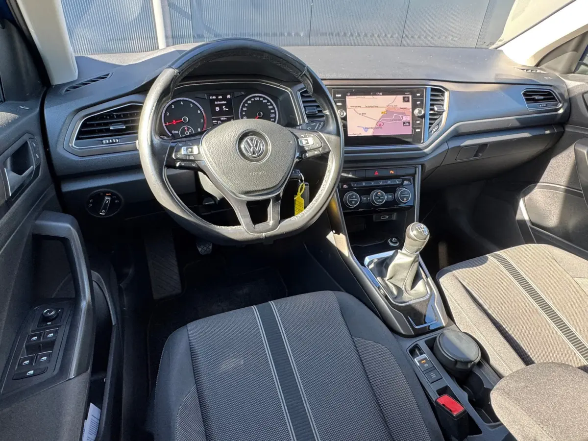 1.0 TSI Style * Navigatiesysteem * Stoelverwarming * Adaptieve Cruise Control * Parkeercamera *