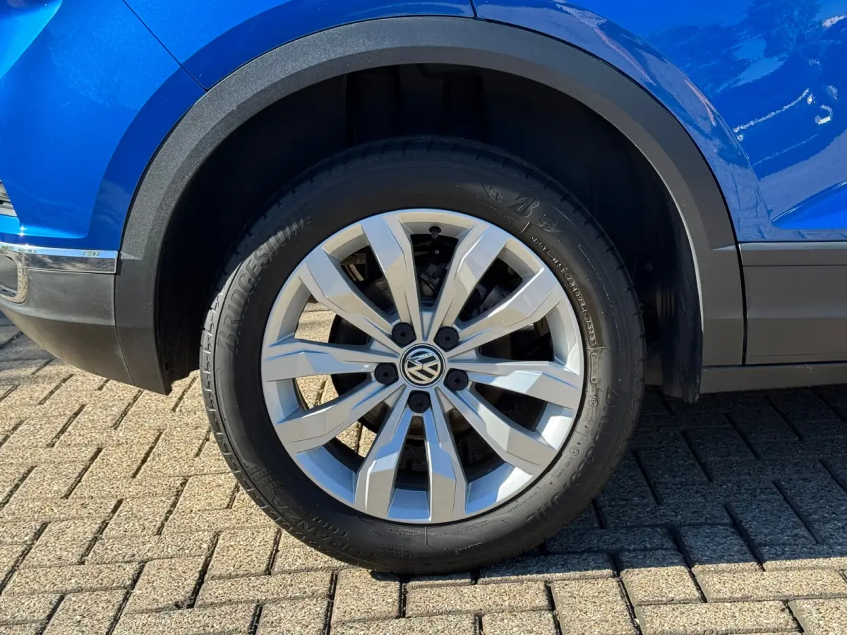 1.0 TSI Style * Navigatiesysteem * Stoelverwarming * Adaptieve Cruise Control * Parkeercamera *