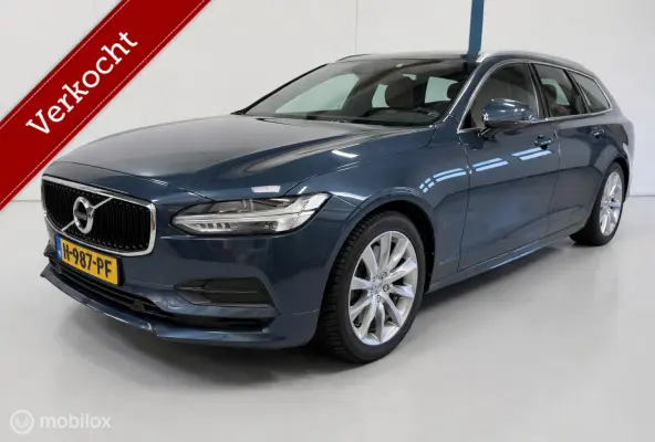 2.0 T4 Momentum Pro LEER/CARPLAY/TREKHAAK
