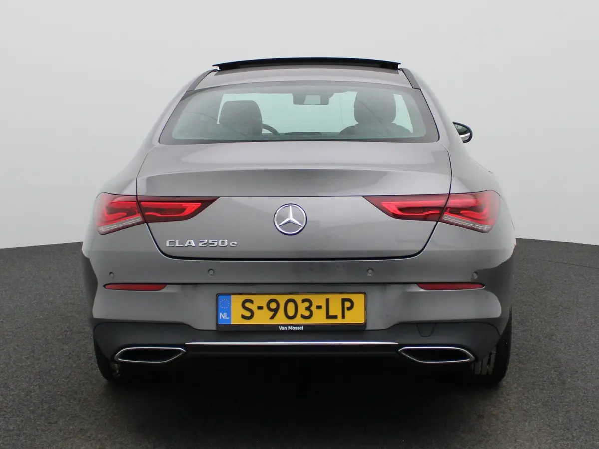 250 e Luxury Line | Automaat | Panoramadak | Apple Carplay / Android Auto | Stoel- Stuurverwarming | 360 Camera | Memory Seats | Adaptieve Cruise Control | Sfeerverlichting | Virtual Cockpit