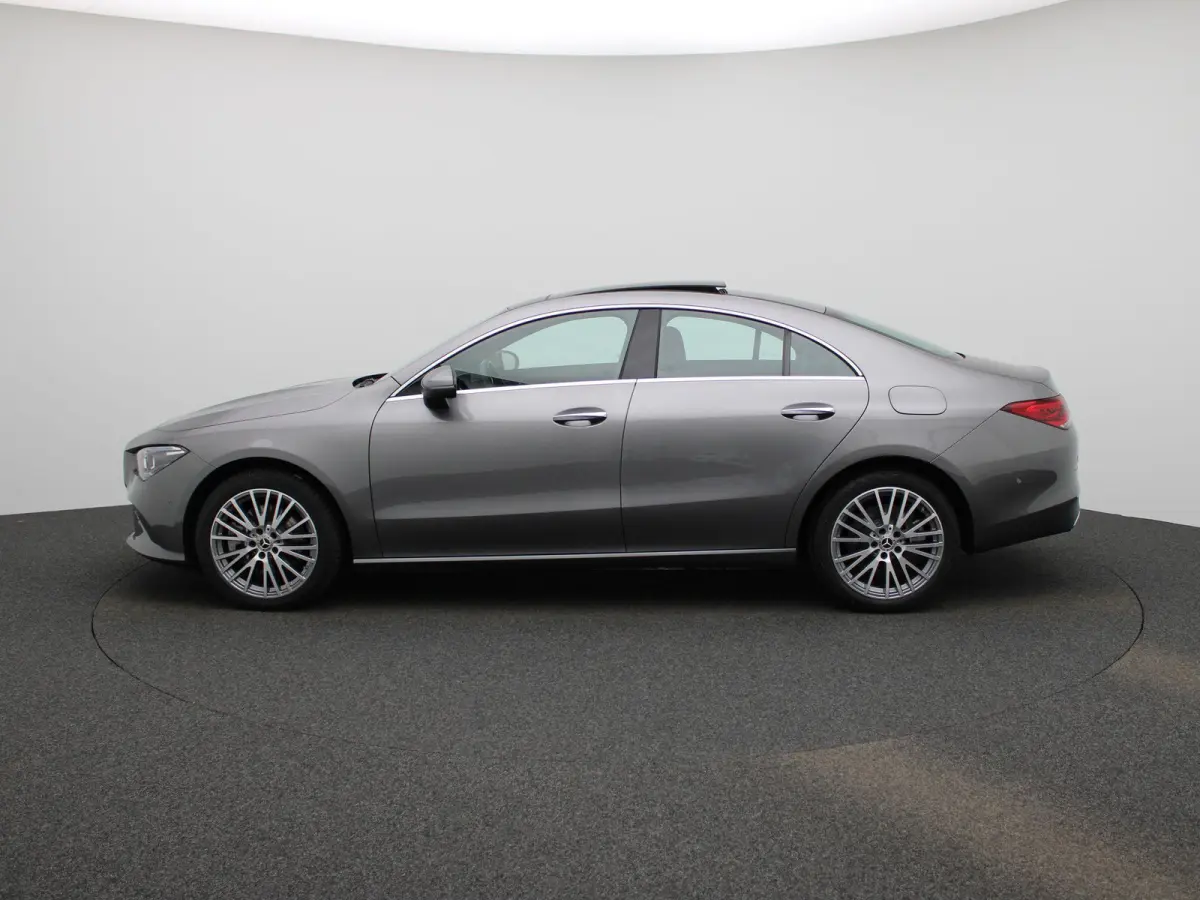 250 e Luxury Line | Automaat | Panoramadak | Apple Carplay / Android Auto | Stoel- Stuurverwarming | 360 Camera | Memory Seats | Adaptieve Cruise Control | Sfeerverlichting | Virtual Cockpit