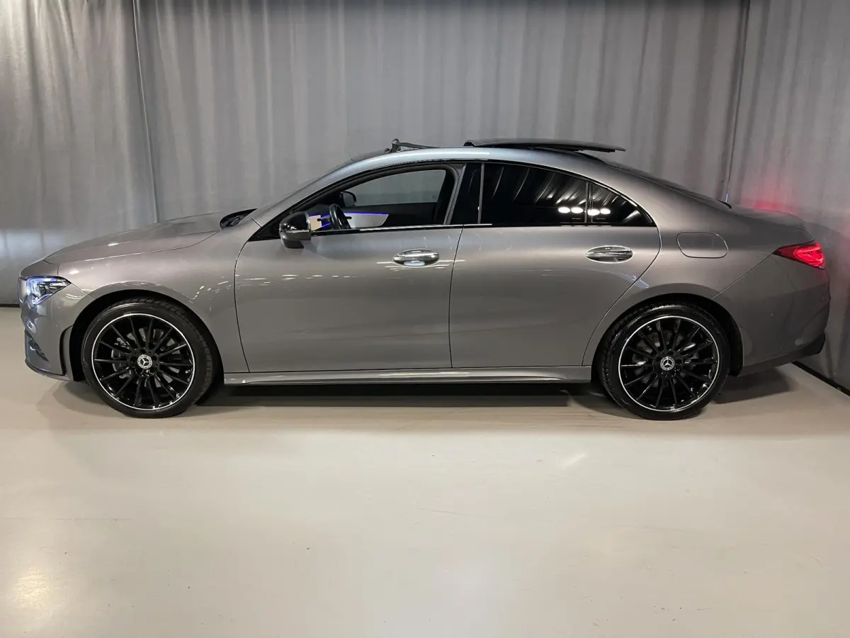 250 e AMG Line 19"/SOH 97%/Panoramadak/Sfeerverlichting/Keyless/Camera/Stoelverwarming