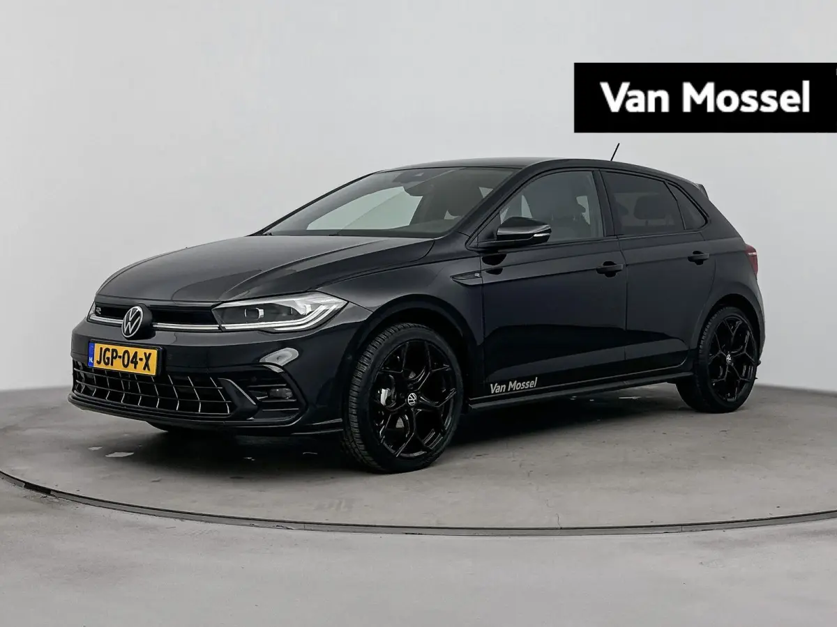 1.0 TSI R-Line Edition | 18 Inch Zwarte Velgen | Automaat | IQ.Light | Stoelverwarming | Parkeersensoren voor/achter | Adaptive cruise control | Apple carplay / android auto | Navigatie |