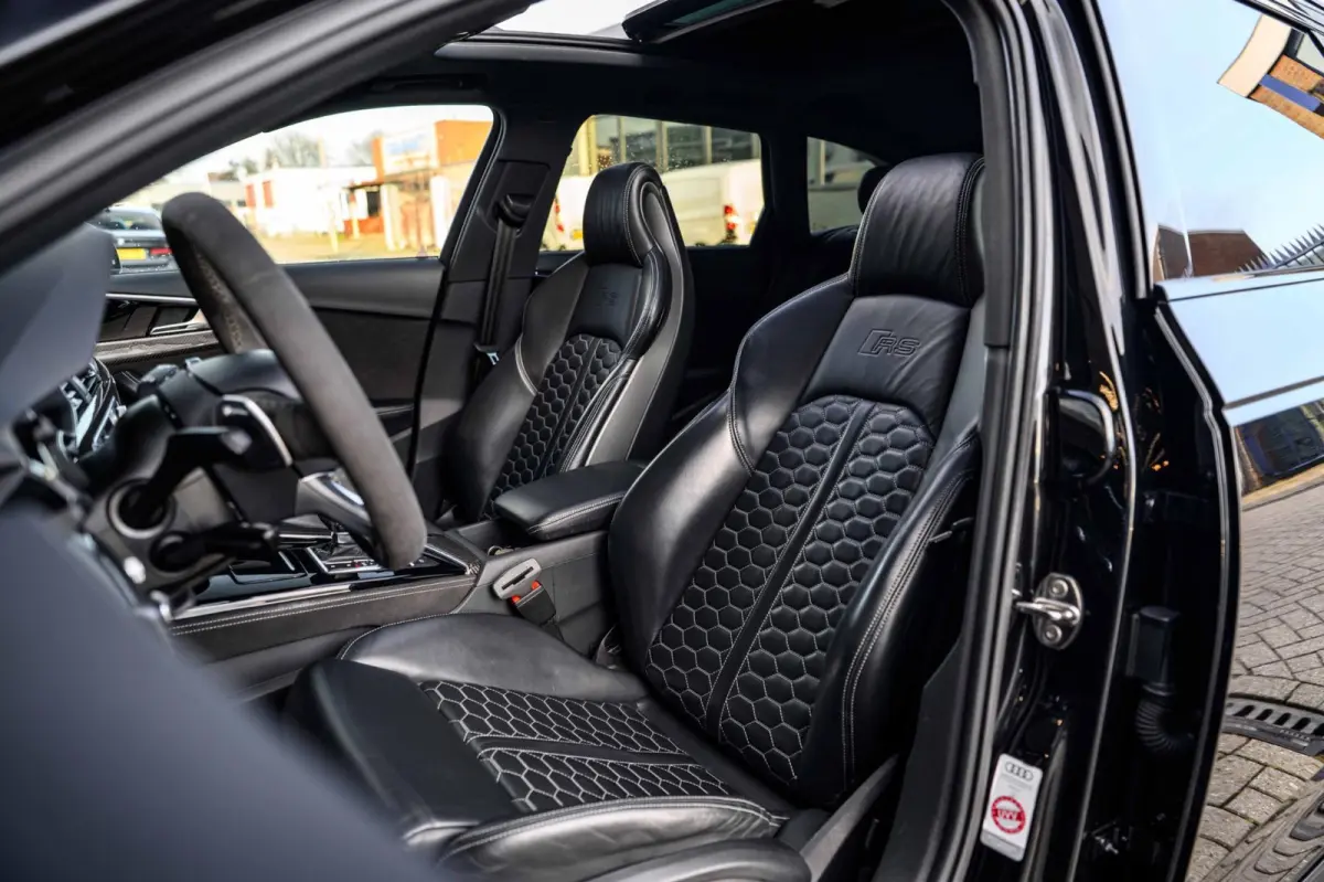 Audi RS4 Avant 2.9 TFSI 450PK | Pano | HUD | B&O | Massage | 360° | RS Dynamic