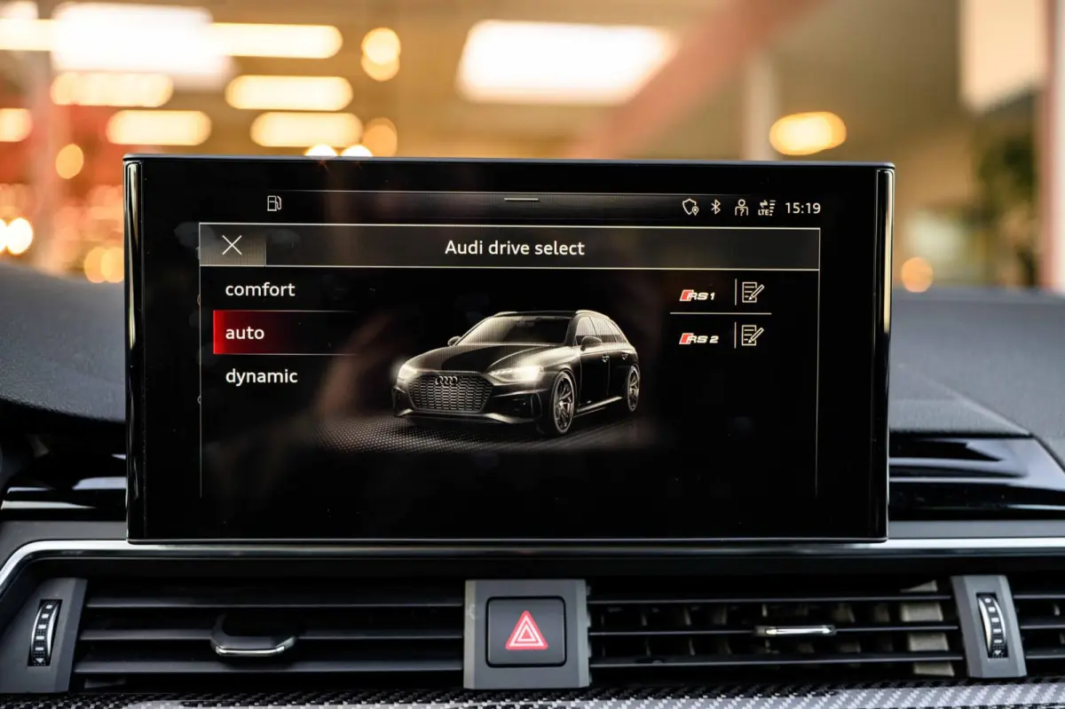 Audi RS4 Avant 2.9 TFSI 450PK | Pano | HUD | B&O | Massage | 360° | RS Dynamic