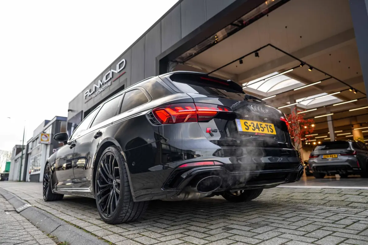 Audi RS4 Avant 2.9 TFSI 450PK | Pano | HUD | B&O | Massage | 360° | RS Dynamic