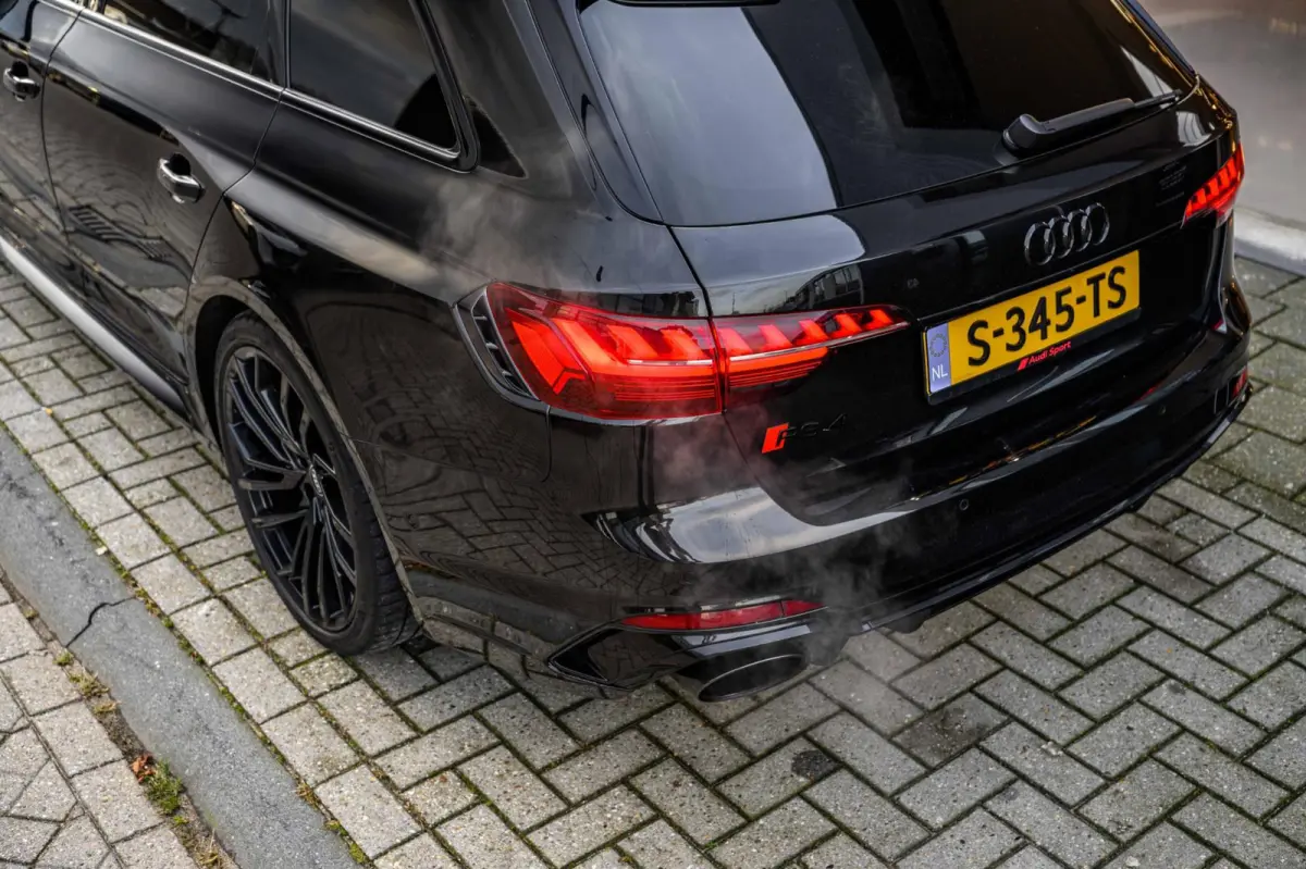Audi RS4 Avant 2.9 TFSI 450PK | Pano | HUD | B&O | Massage | 360° | RS Dynamic