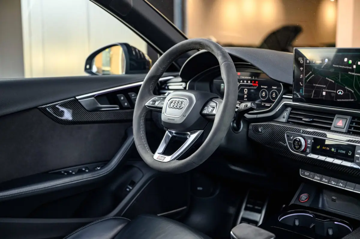 Audi RS4 Avant 2.9 TFSI 450PK | Pano | HUD | B&O | Massage | 360° | RS Dynamic
