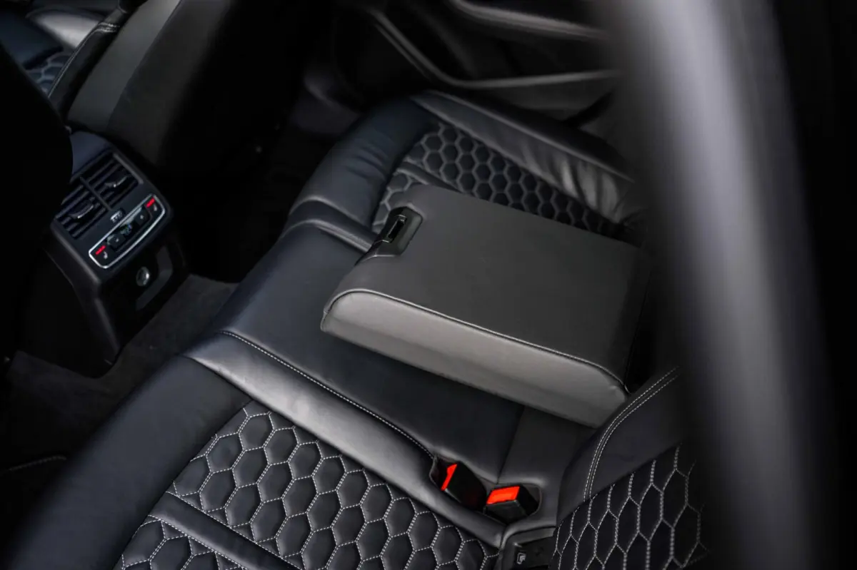 Audi RS4 Avant 2.9 TFSI 450PK | Pano | HUD | B&O | Massage | 360° | RS Dynamic
