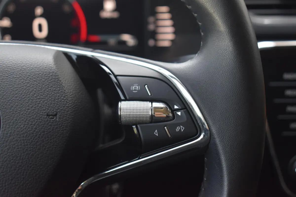 1.5 TSI 150PK ECC LMV NAVI CRUISE