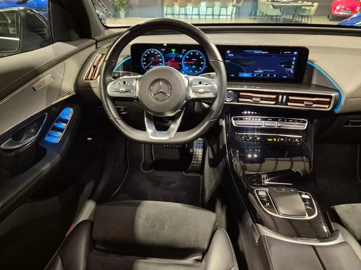 400 4MATIC Business Solution AMG 80 kWh - SOH 96% - Ambiant light - Adapt Cruise - NL Auto - Incl BTW