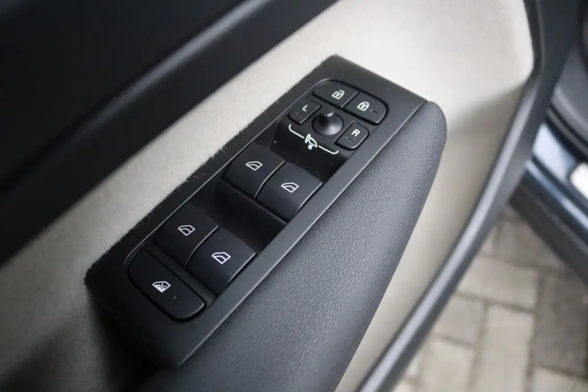 T5 PHEV Inscription SOH 100%/Leder/Camera/Parkeerhulp/Elektr.-klep