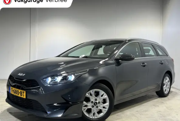 1.0 T-GDi MHEV DynamicLine | Navigatie/Android/Apple Carplay | LM Velgen 16" | Cruise Control Adaptief | Airco | LED Koplampen |